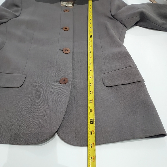 Vintage Giorgio Armani Wool Blazer, size 40/6 - Picture 12 of 12